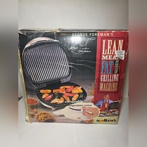 Vintage George Foreman Lean Mean Fat Reducing Grilling Machine GR30VT - NEW Open